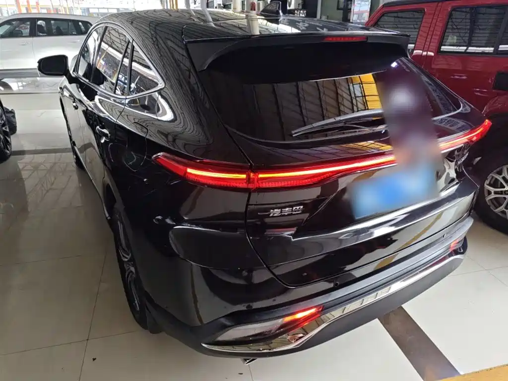 Toyota Lingfang HARRIER 2022 2.0L CVT 2WD Premium Edition фото 23