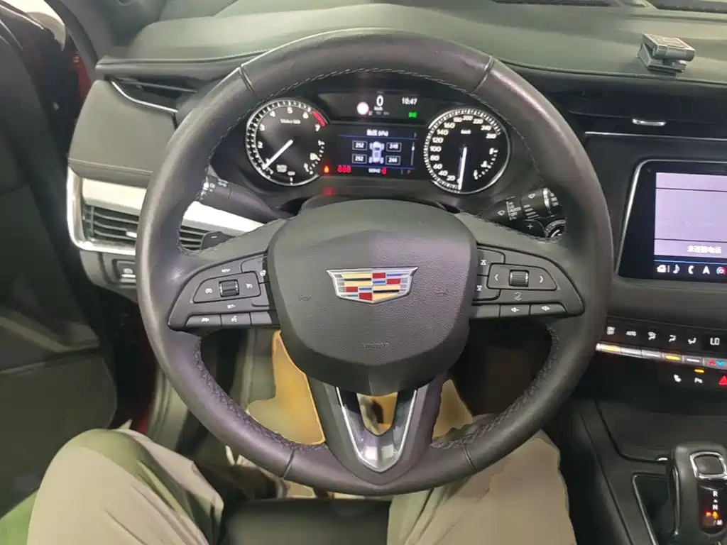 Cadillac XT4 2019 2018 28T FWD Leading Edition