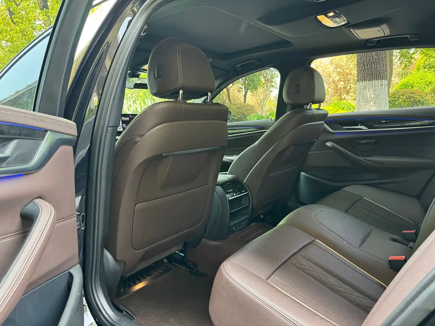 BMW 5 Series 2022 525Li M Sport Package фото 7