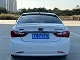 صورة 4 - Hyundai Sonata