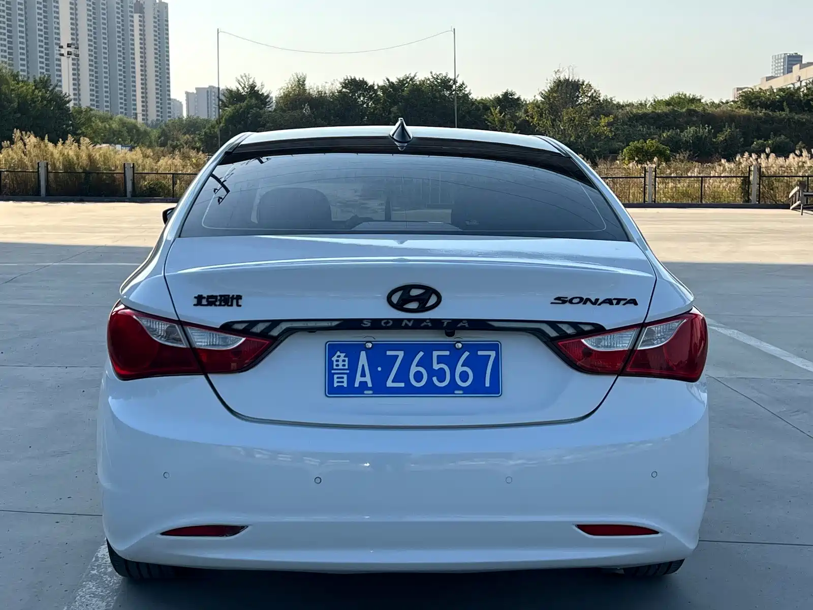 صورة 4 - Hyundai Sonata