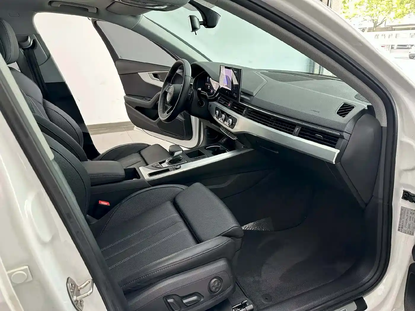 Audi A4L 2020 40 TFSI Fashion Dynamic Edition фото 4