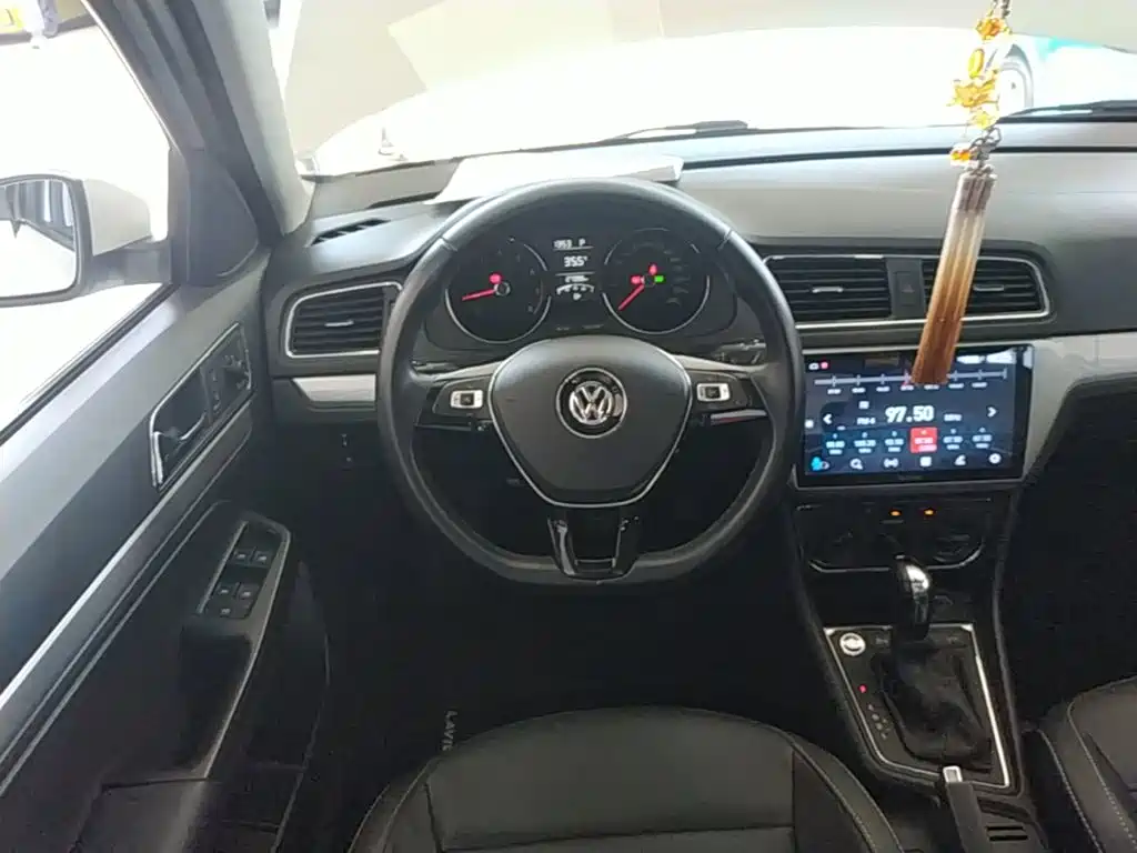 Volkswagen Lavida Tour 2017 2017 1.6L Automatic Comfort Edition