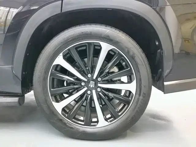 Toyota Crown Kluger 2022 2.5L HEV 4WD Premium Edition фото 19
