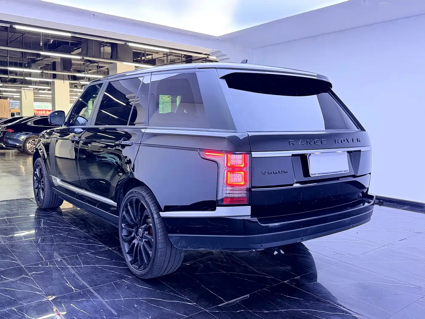 Land Rover Range Rover 2016 2016 3.0 SC V6 Vogue LWB