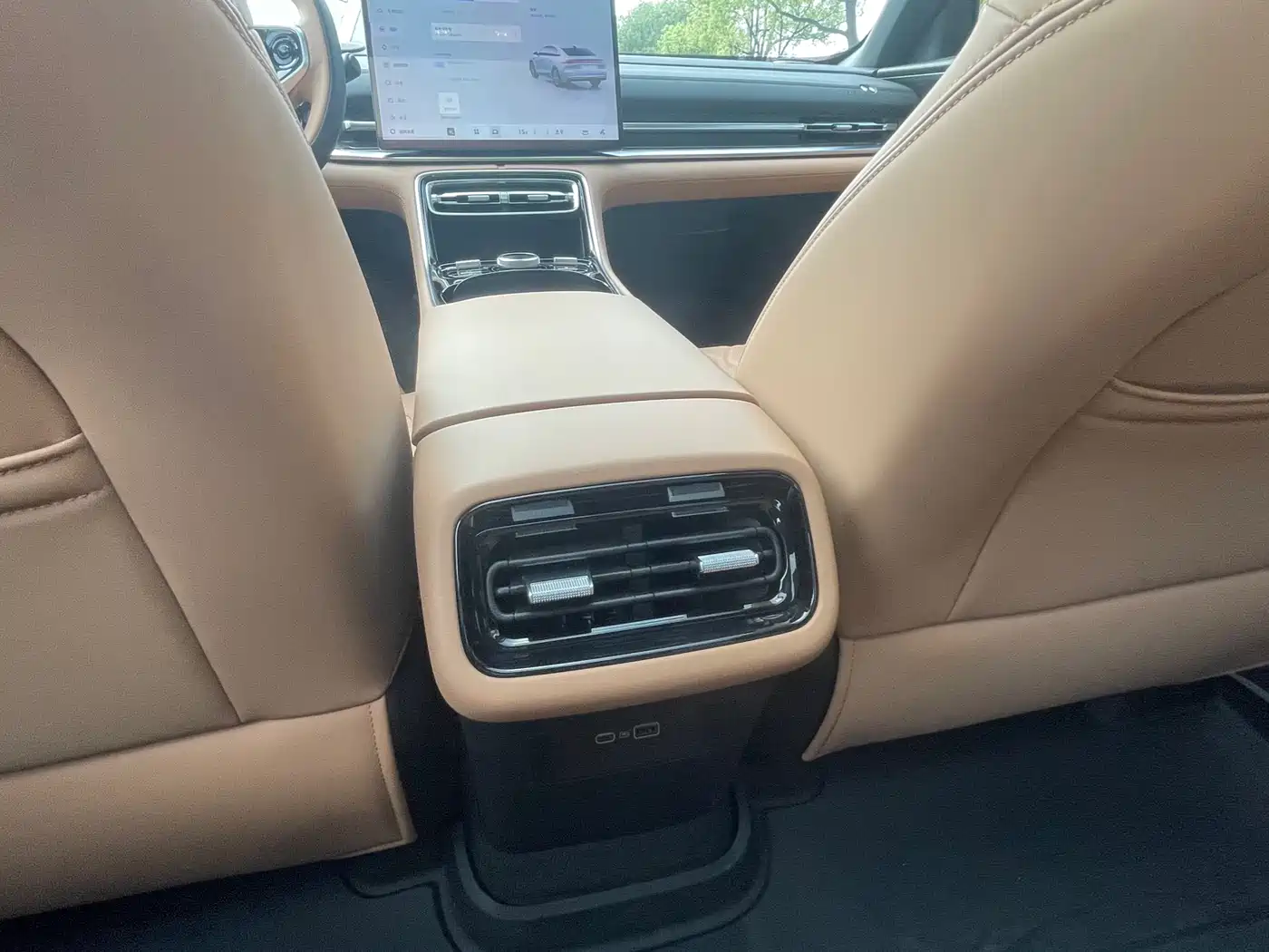 Geely Galaxy Galaxy A7 2025 EM-i фото 12