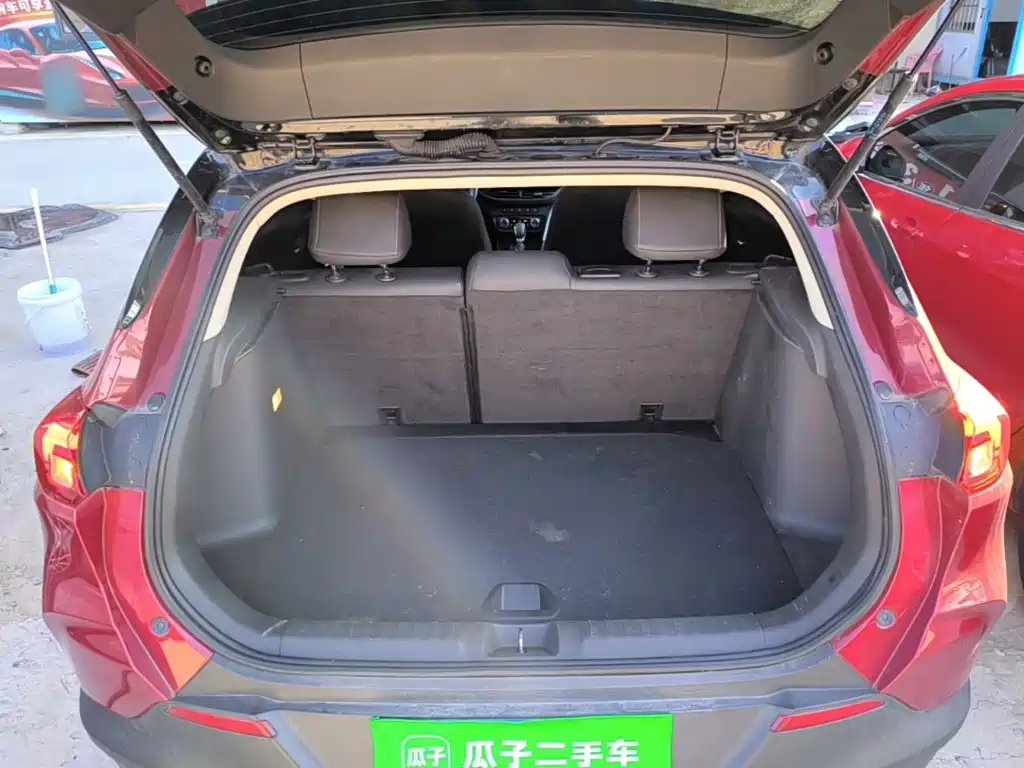 Фото 19 - Buick Encore