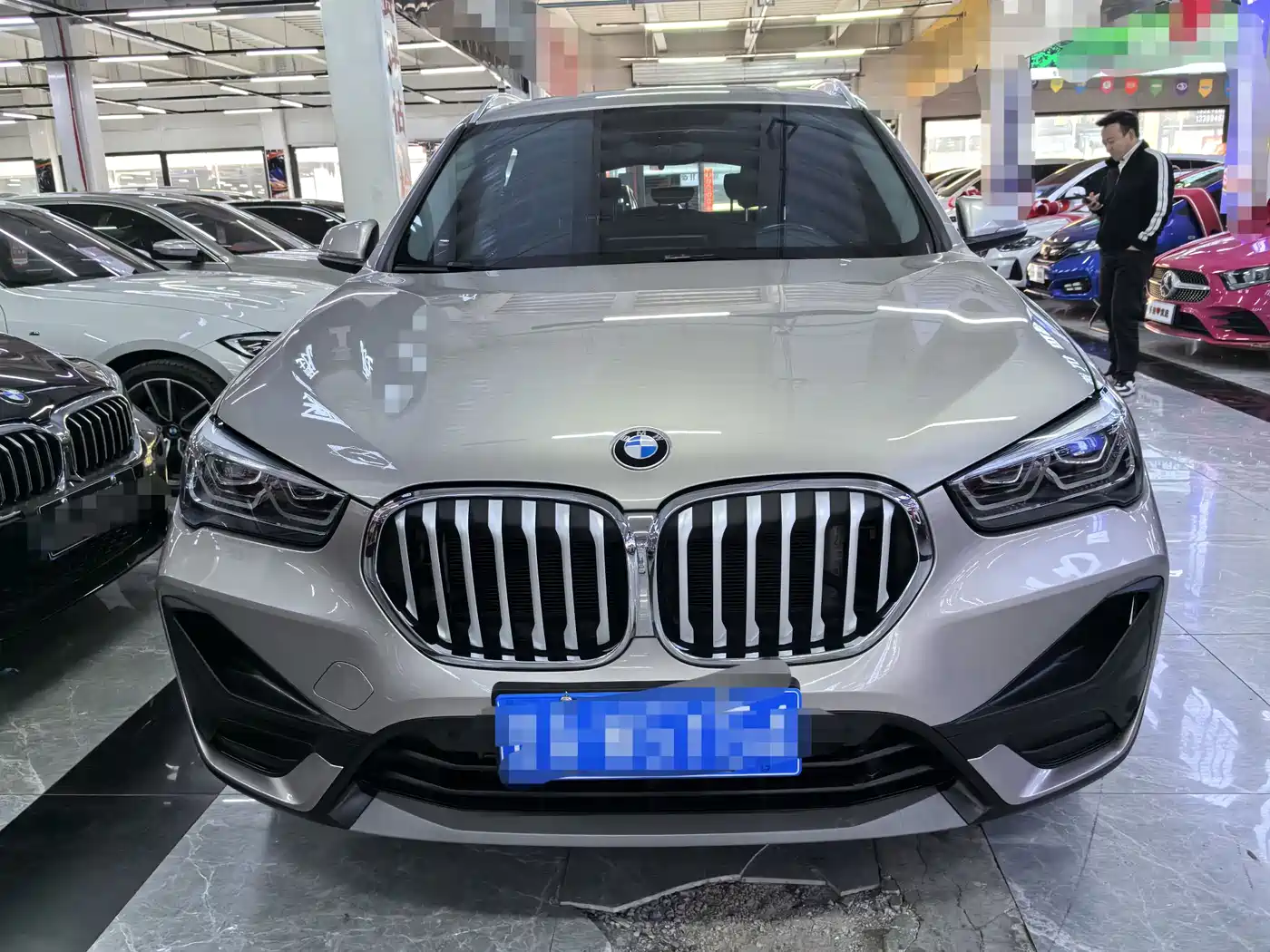 BMW X1 2022 sDrive25Li Leading фото 2