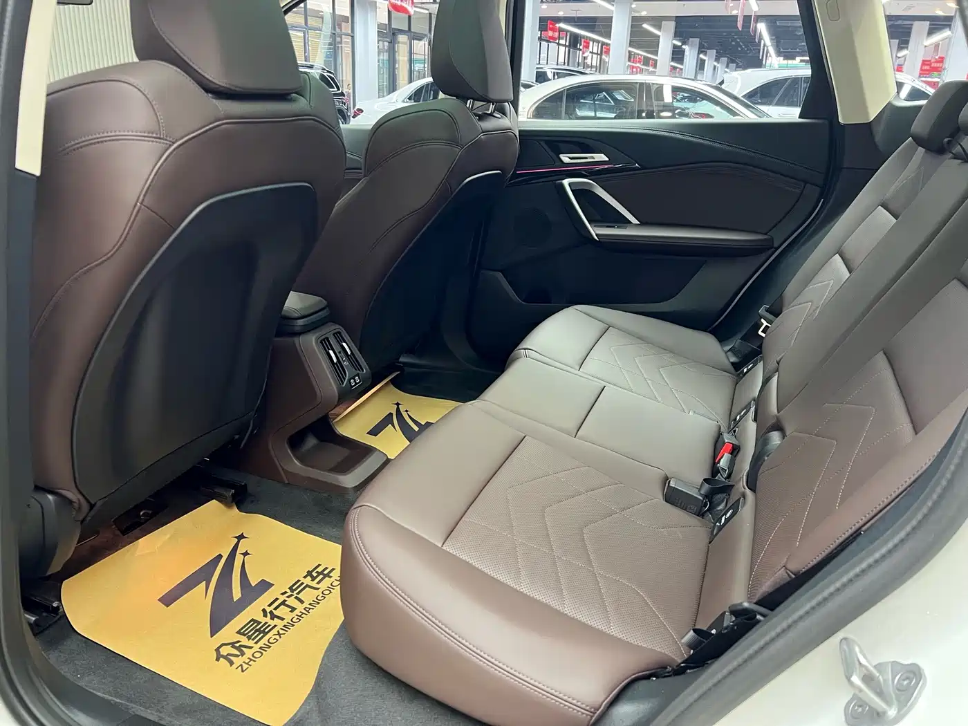 BMW iX1 2026 2023 eDrive25L X Design Package