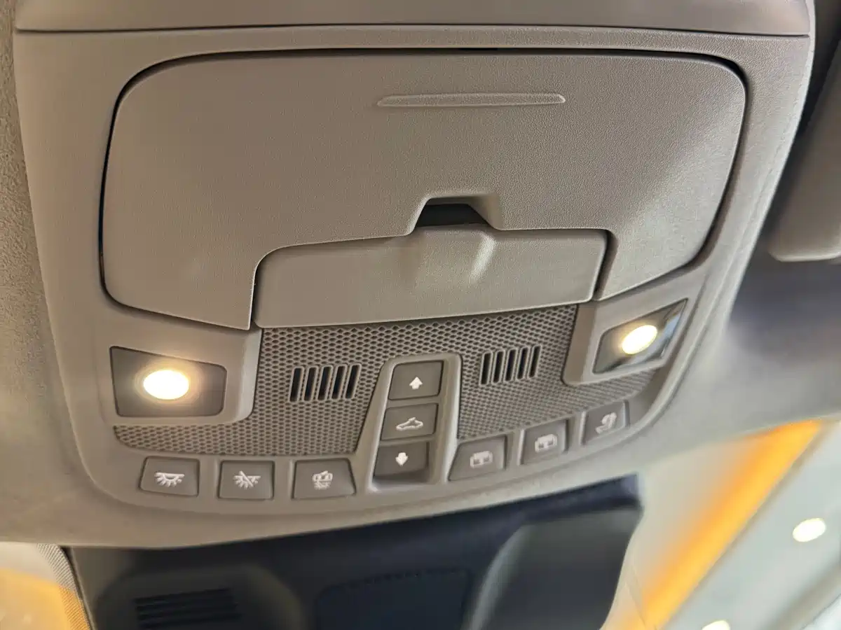 Lincoln Navigator 2026 2024 3.5T Presidential Edition