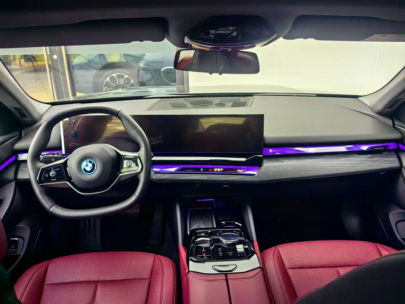 BMW i5 2024 eDrive 35L Premium Luxury Package фото 9