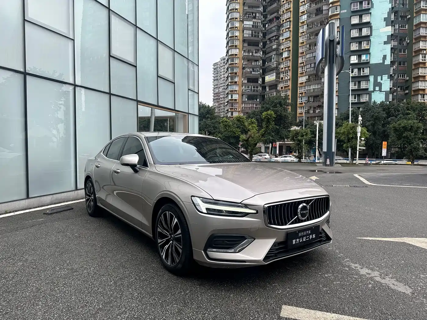 VOLVO S60