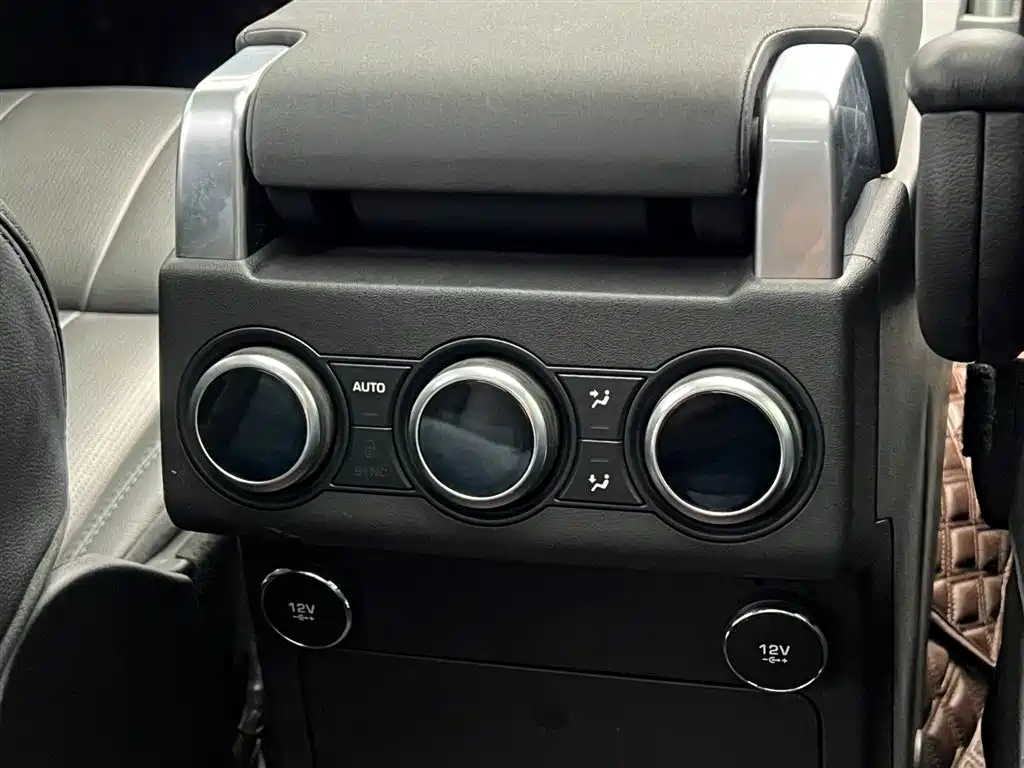 Land Rover Discovery 2020 3.0 SC V6 30th Anniversary Special Edition фото 23