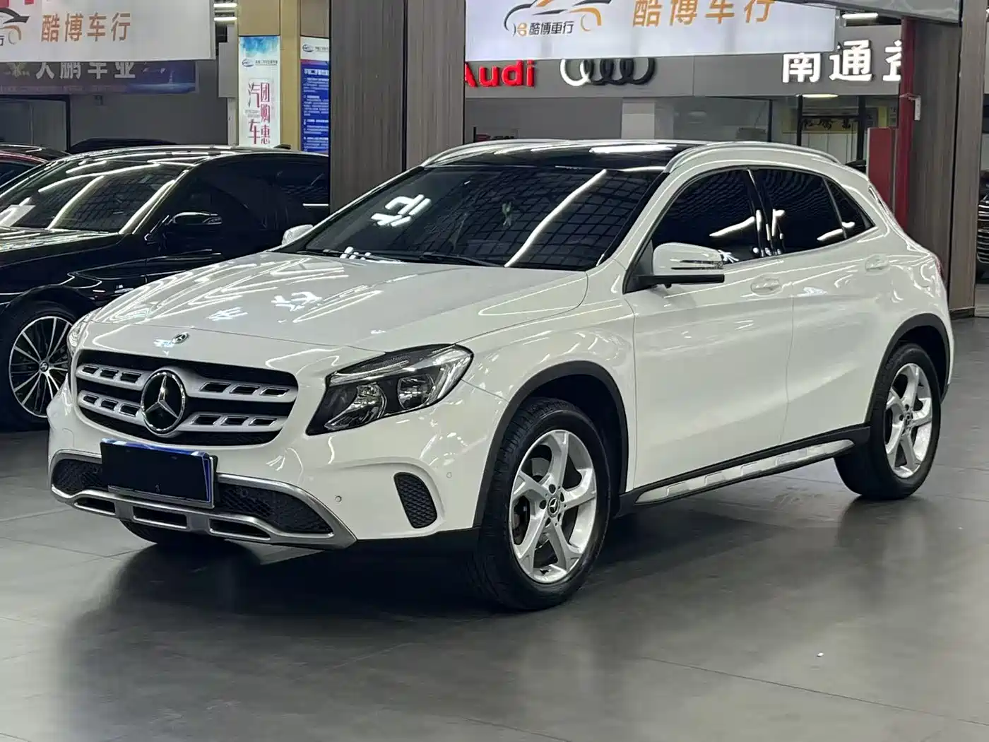 Mercedes-Benz GLA 2019 GLA 200 Dynamic фото 3