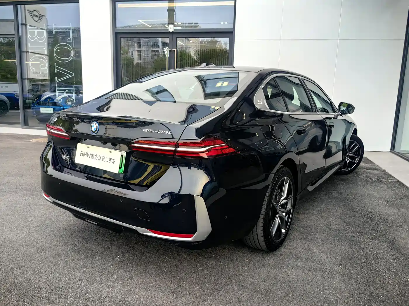 BMW i5 2024 eDrive 35L Premium Luxury Package фото 13