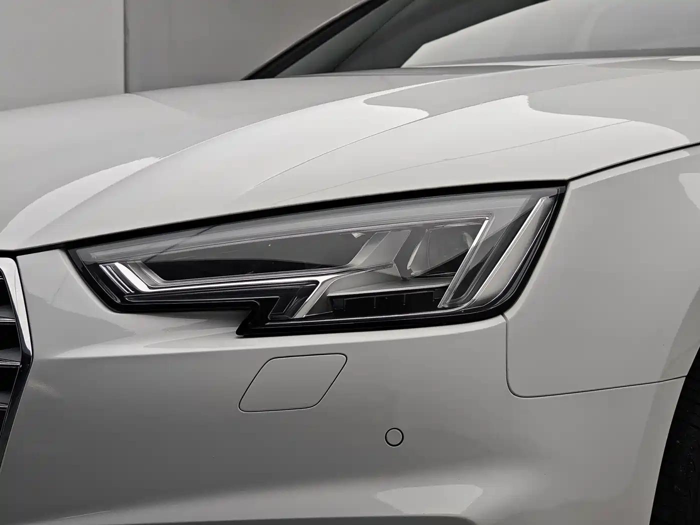 Audi A4L 2018 30th Anniversary 45 TFSI quattro Personality Sport фото 17