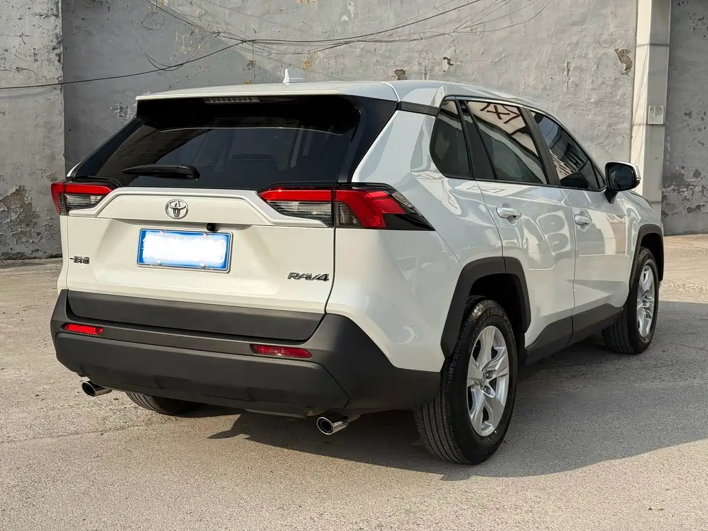 Toyota RAV4 Rongfang 2020 2.0L CVT 2WD Urban Edition фото 3