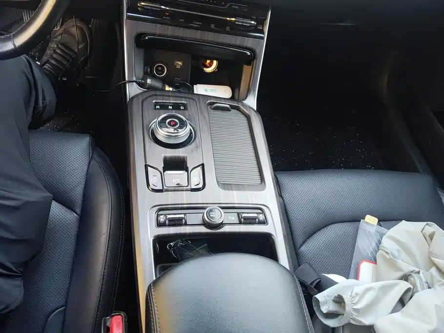 Photo 16 - Kia K5
