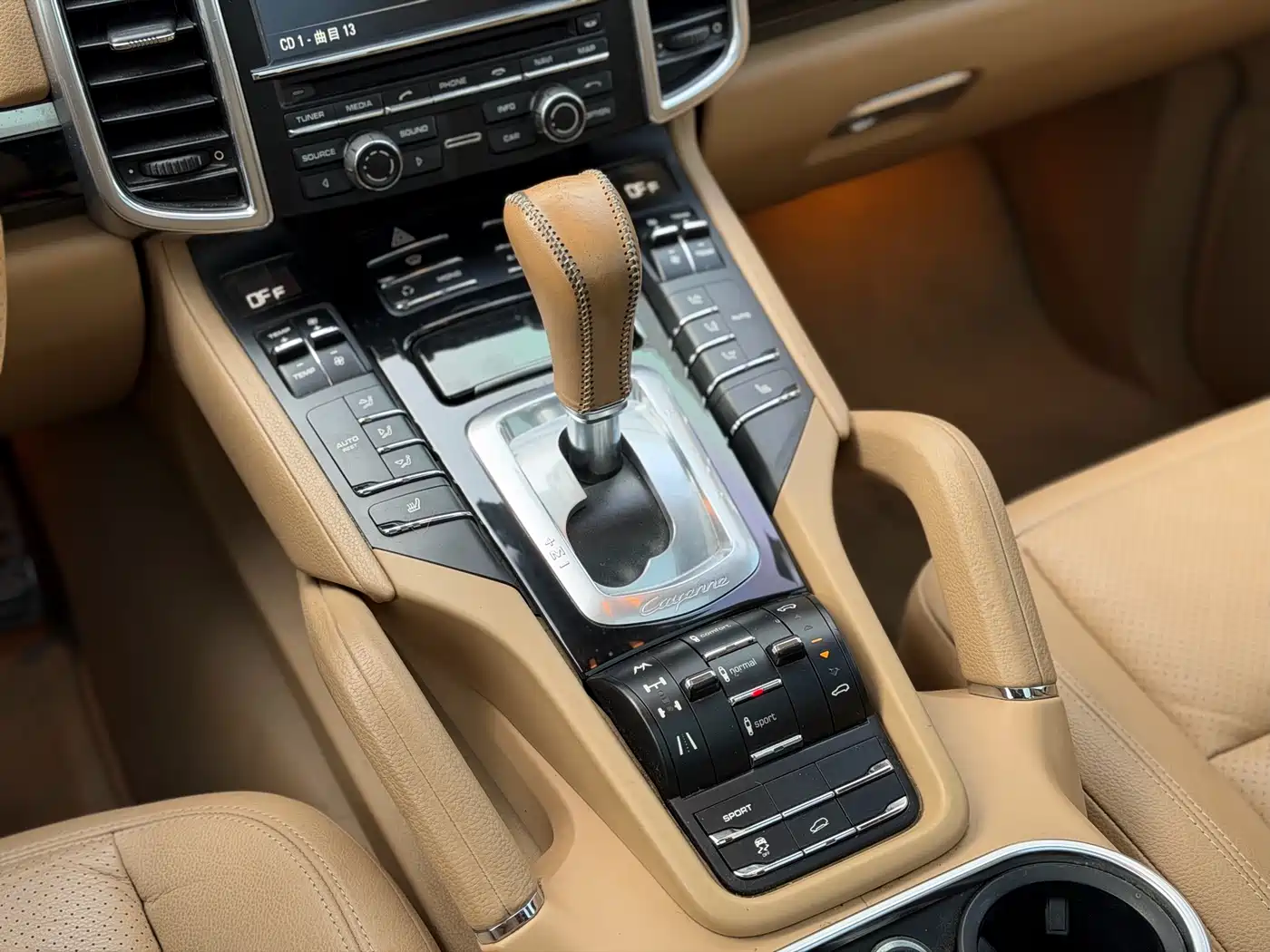 Porsche Cayenne 2011 Cayenne 3.0T фото 11