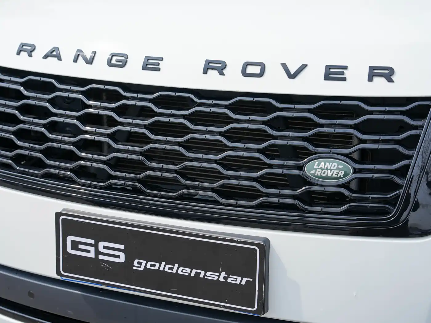 Land Rover Range Rover 2018 3.0 SC V6 Vogue SE Genesis Extended Edition фото 9