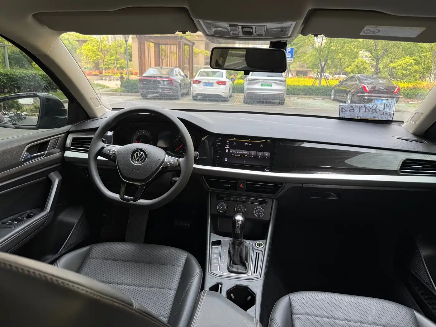 Volkswagen Lavida 2019 1.5L Automatic Comfort Edition China VI фото 6
