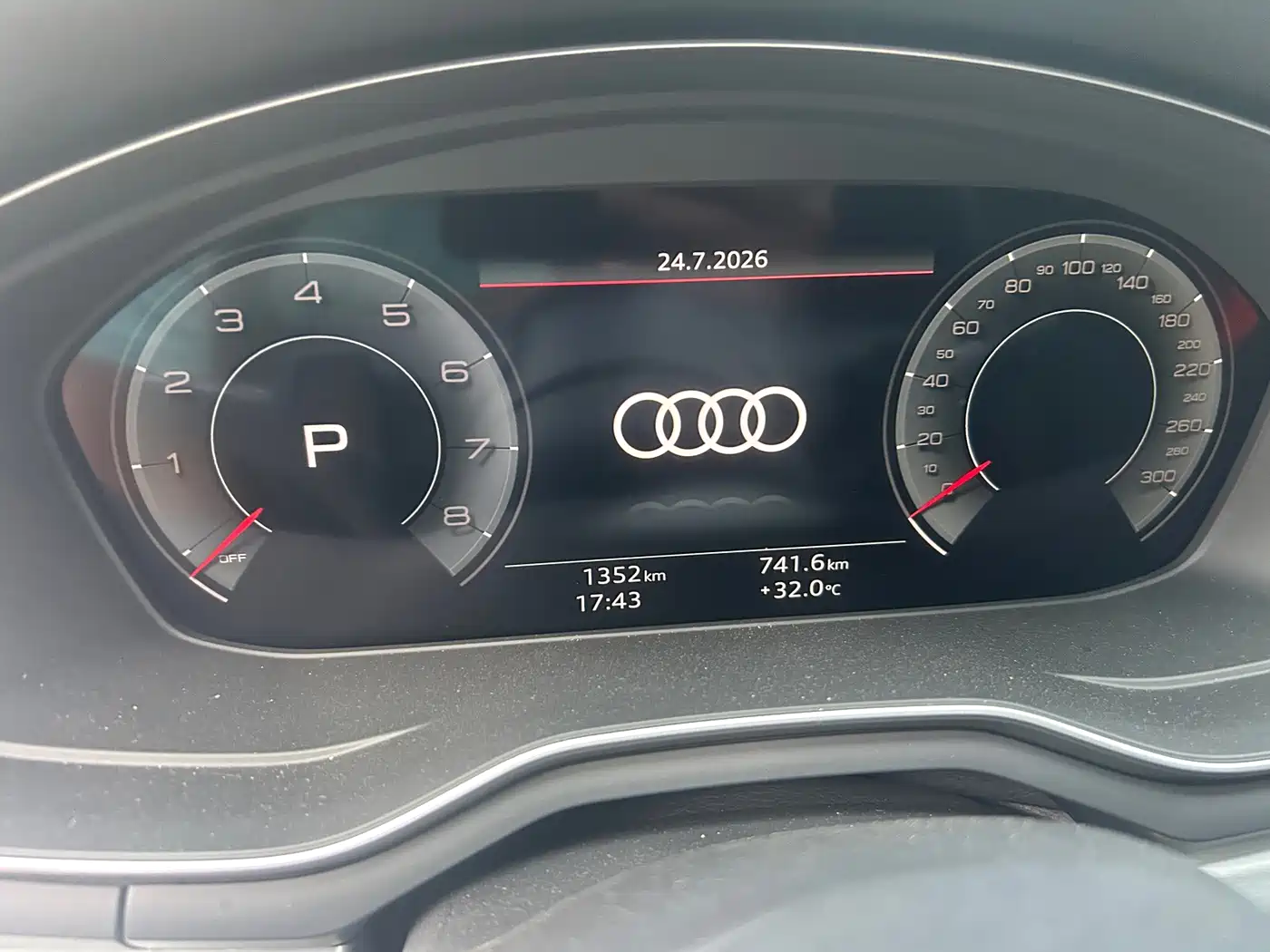 Audi A4L 2026 2025 2 Million Celebration Edition 40 TFSI Fashion Dynamic