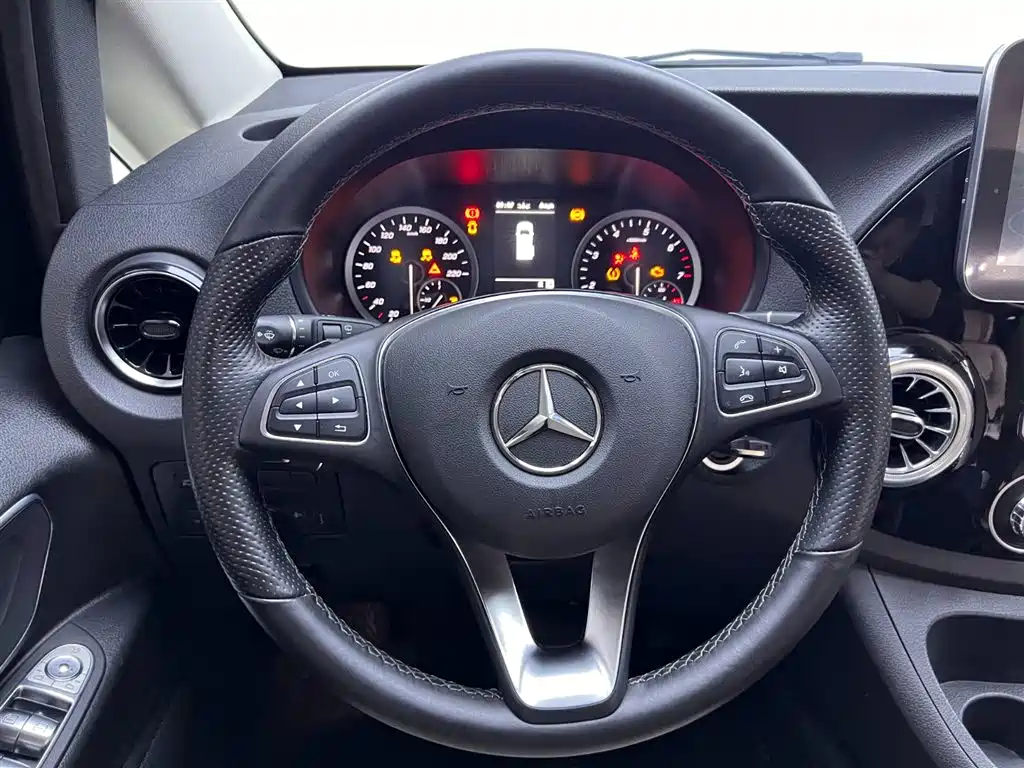 Mercedes-Benz Vito 2021 2.0T Business Edition 7-seater фото 22