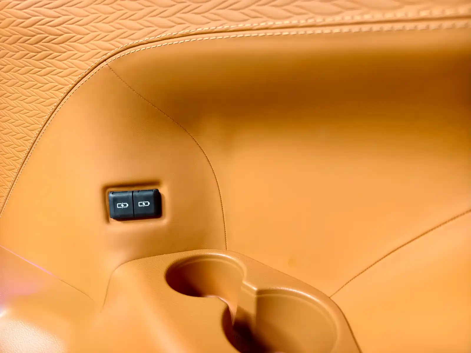 Фото 30 - Toyota Granvia