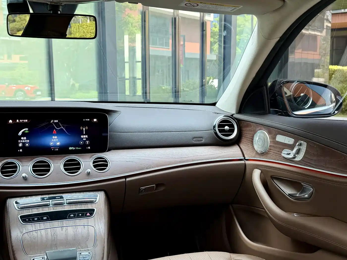 Mercedes-Benz E-Class 2022 E 300 L Fashion фото 19