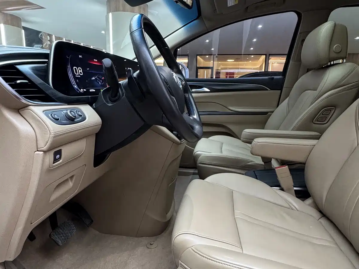 Фото 28 - Buick GL8