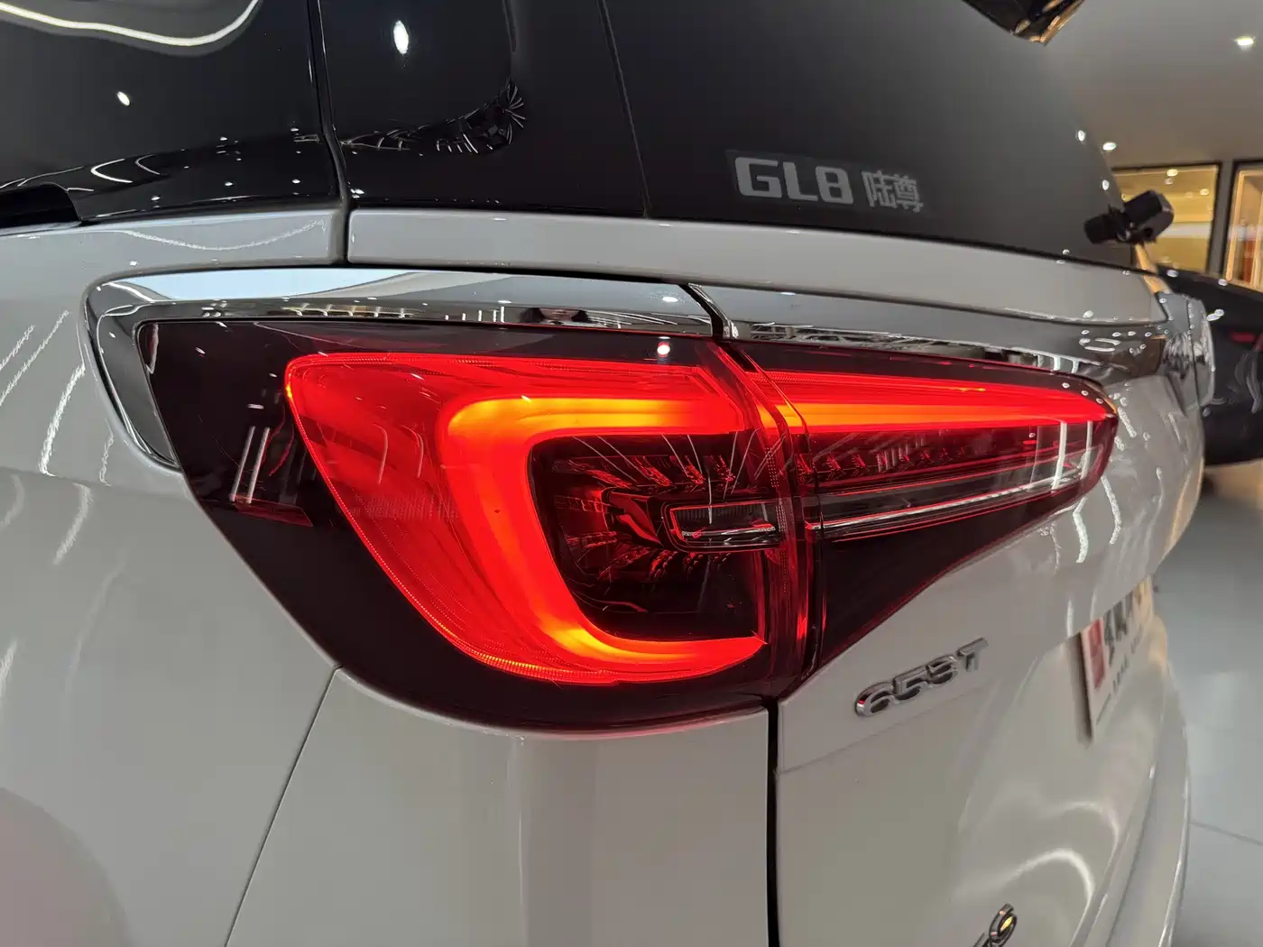 Фото 36 - Buick GL8