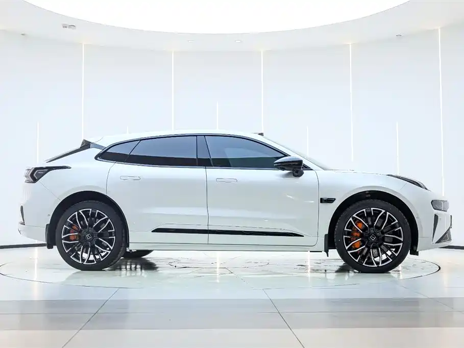 ZEEKR EXTREME KRYPTON 001