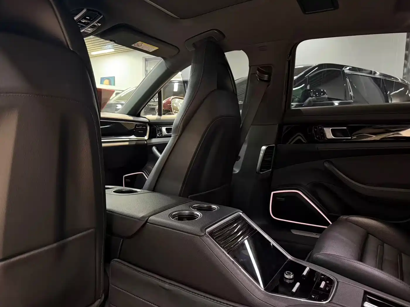 Porsche Panamera 2017 Panamera 4 Executive Long Wheelbase 3.0T фото 9