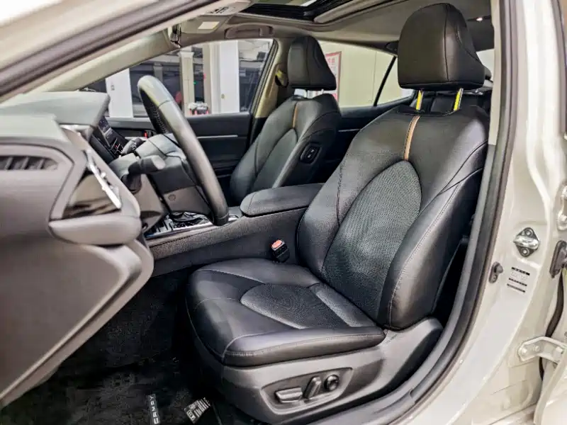 Toyota Camry 2023 2.0G Luxury Edition фото 16