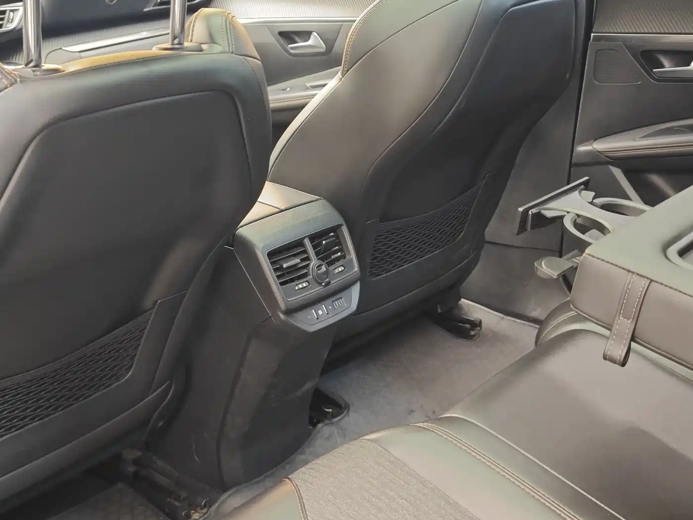 Peugeot 5008 2017 380THP 7-seat Elite Edition фото 24