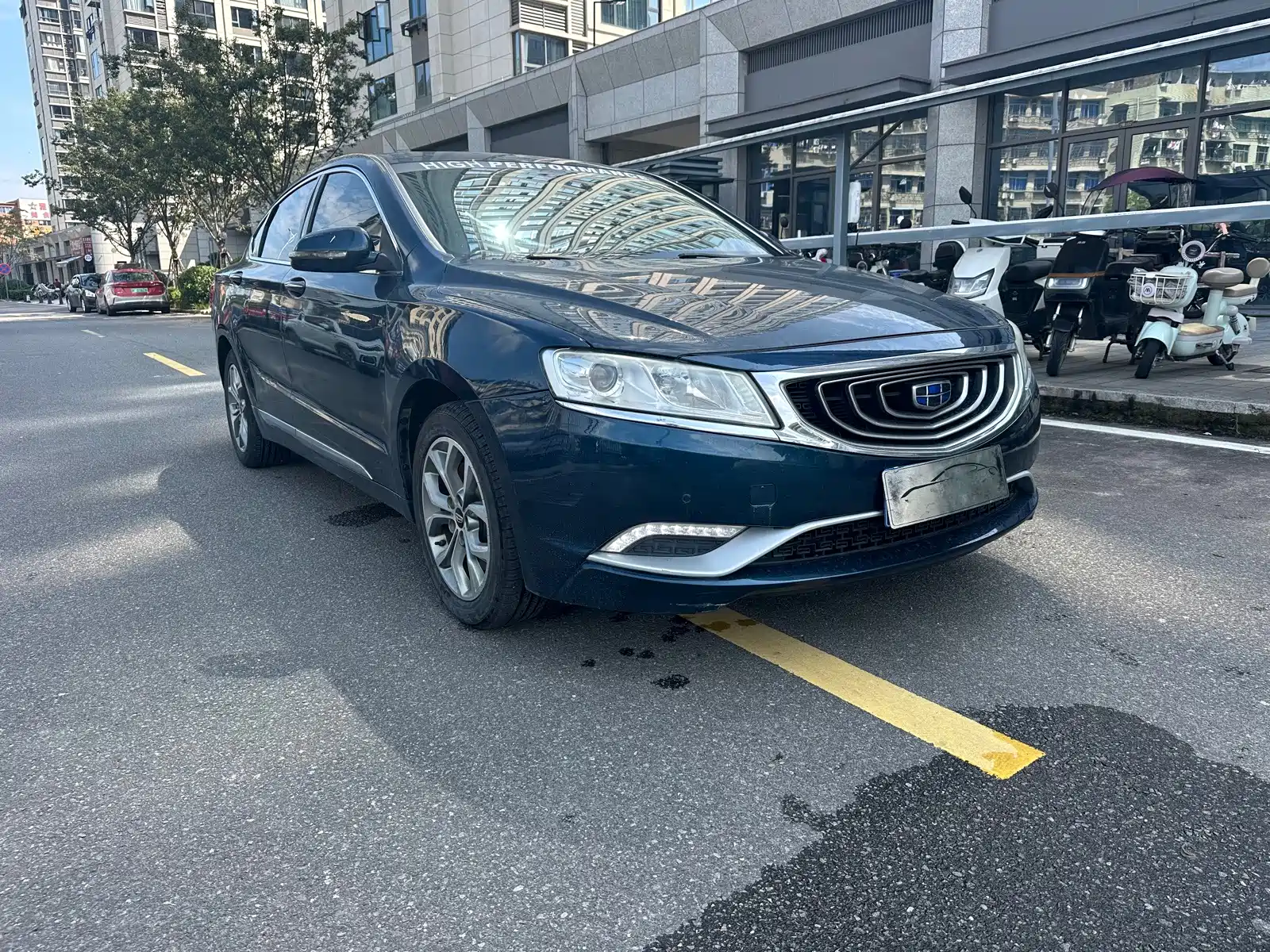 Фото 3 - Geely Borui