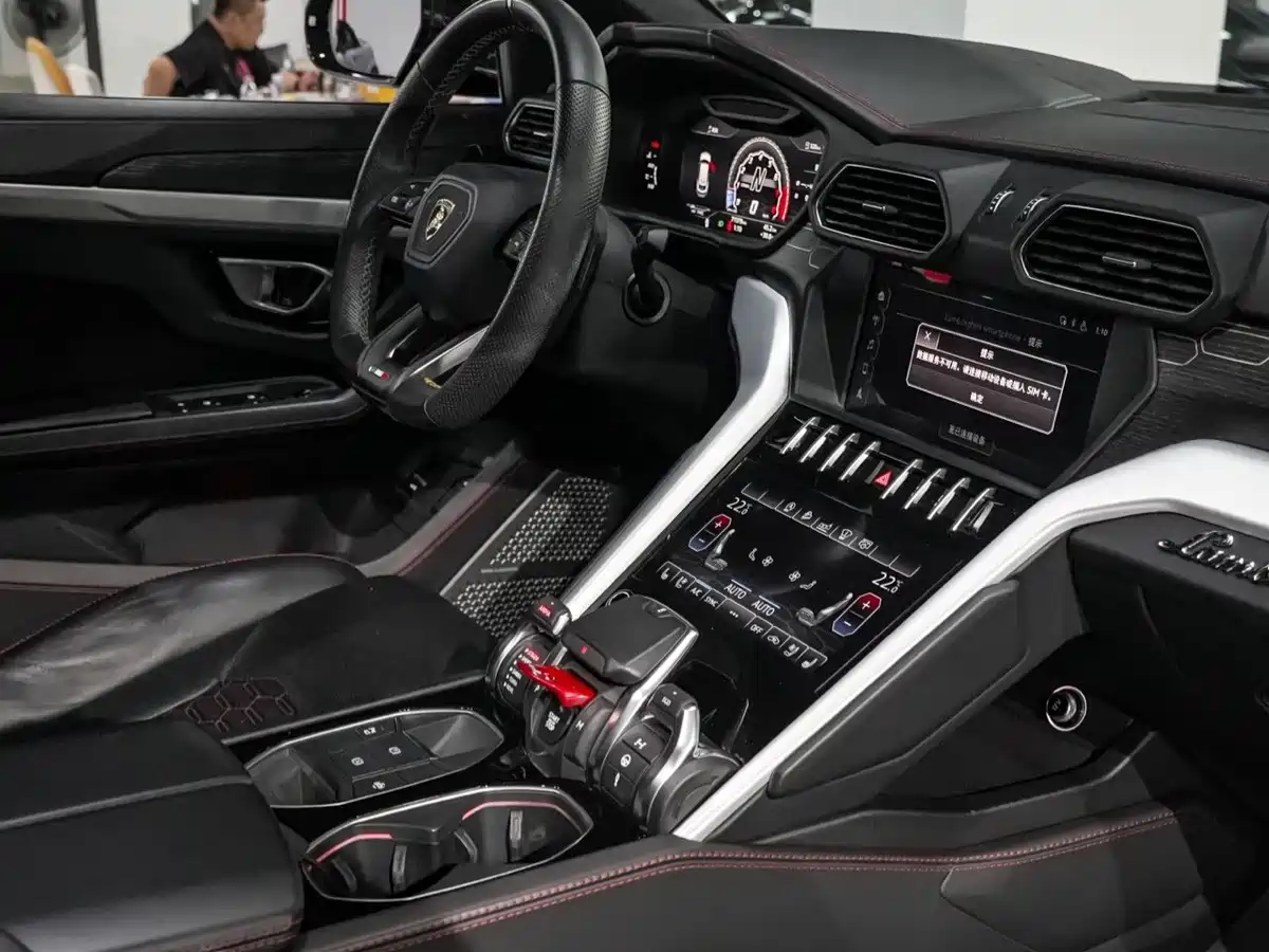 Lamborghini Urus 2019 2018 4.0T V8