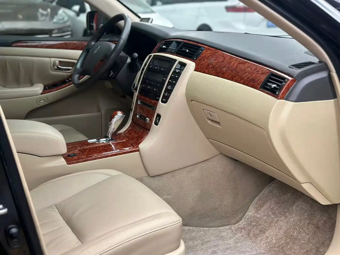 Toyota Crown 2006 2.5L Royal Leather Edition фото 6
