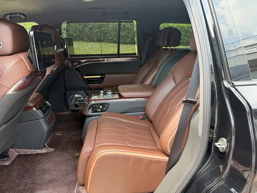 Hongqi Guoyao 2023 2022 4.0T Premium Flagship 4-Seater
