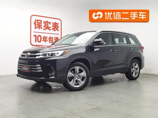 TOYOTA HIGHLANDER