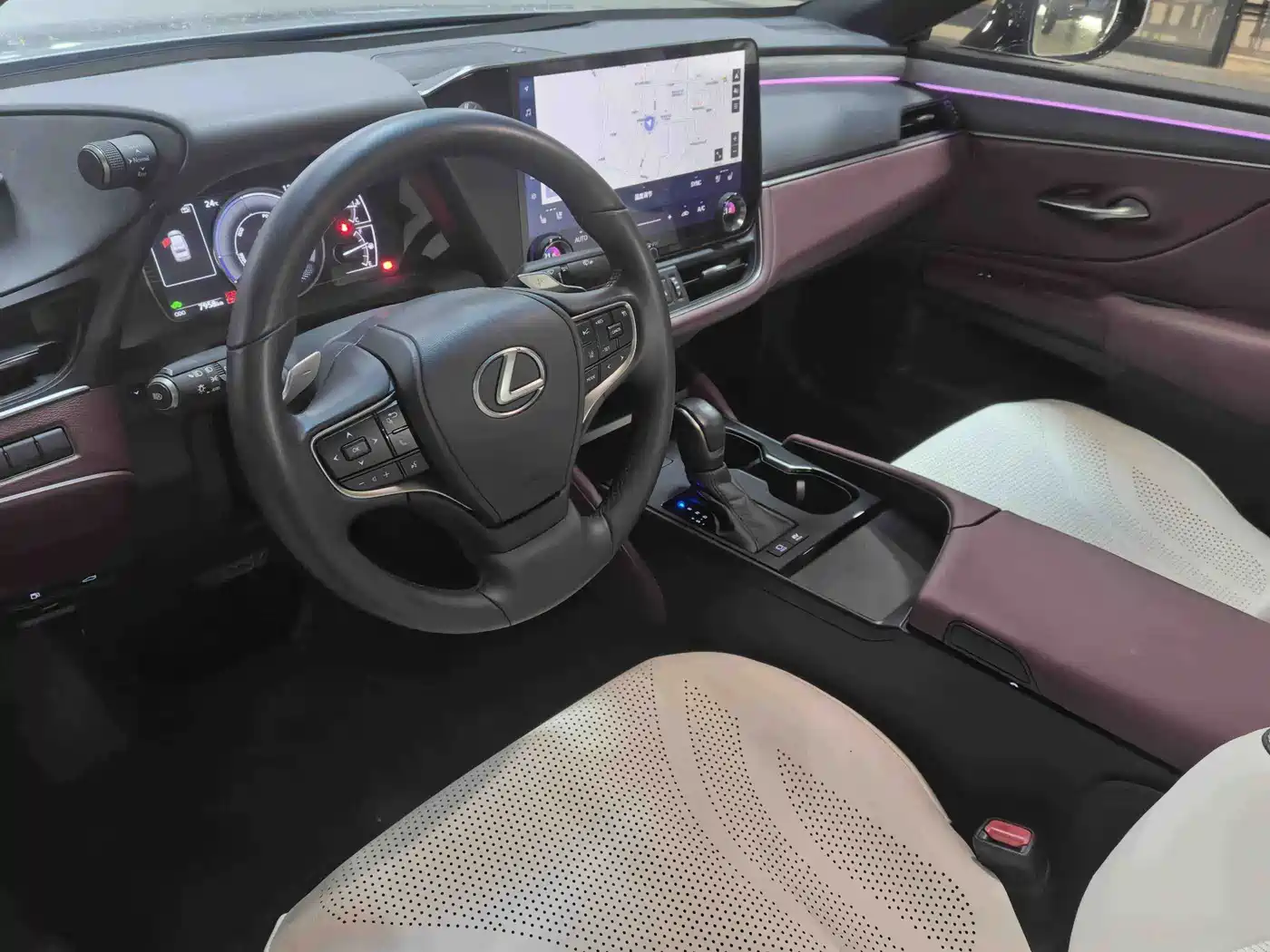 Lexus ES 2025 2025 300h Ultimate Edition