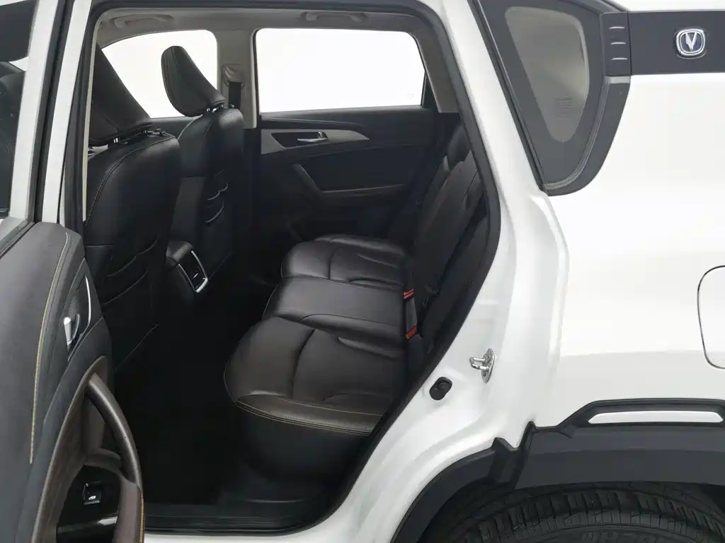 Changan CS35 PLUS 2019 2018 1.6L Automatic Smooth Connect China V
