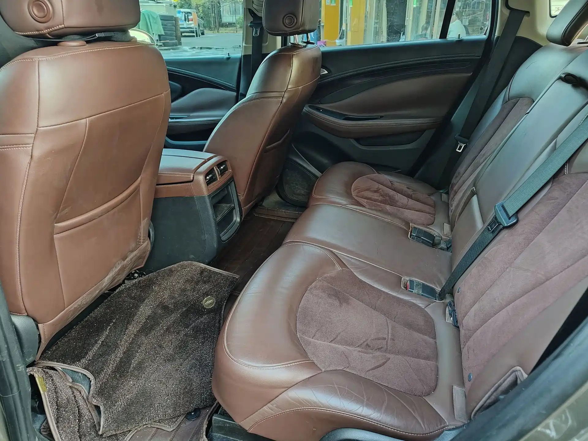 Фото 6 - Buick Envision Plus