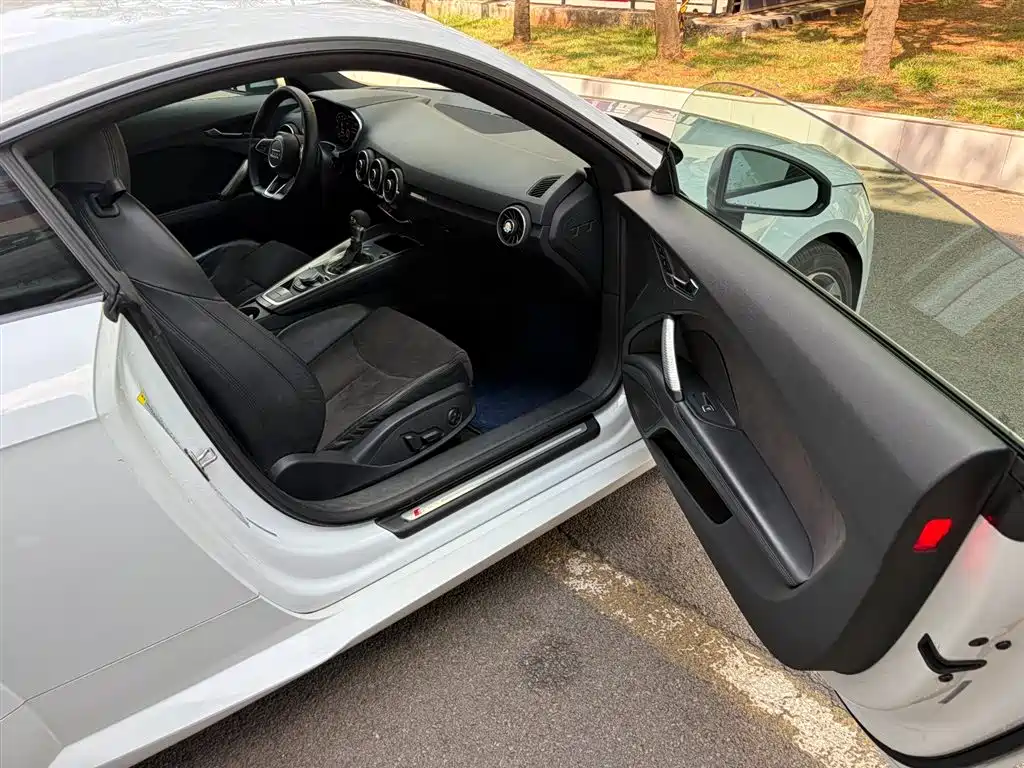 Audi TT 2017 TT Coupe 45 TFSI фото 23