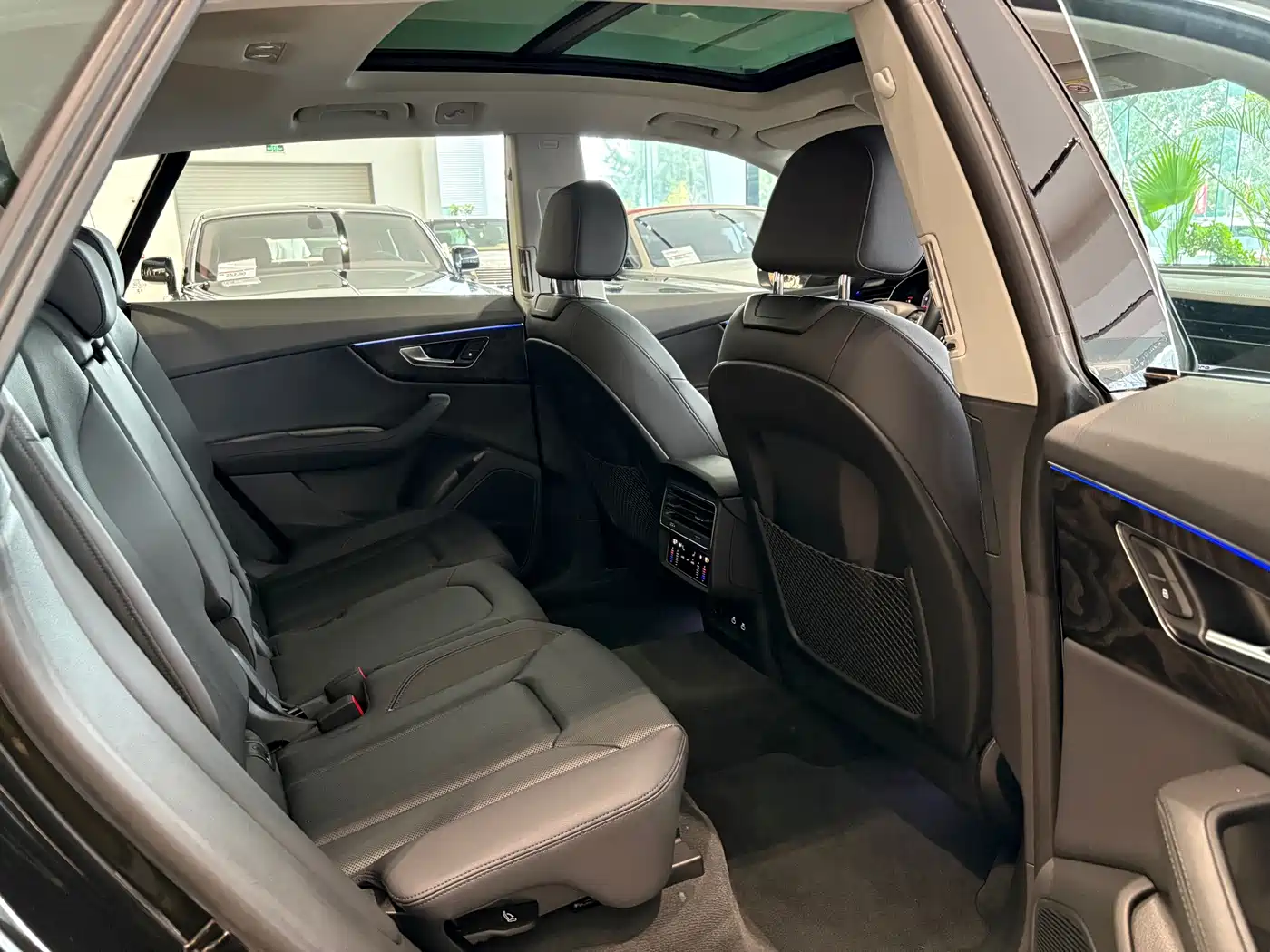 Audi Q8 2024 2023 55 TFSI Luxury Sport