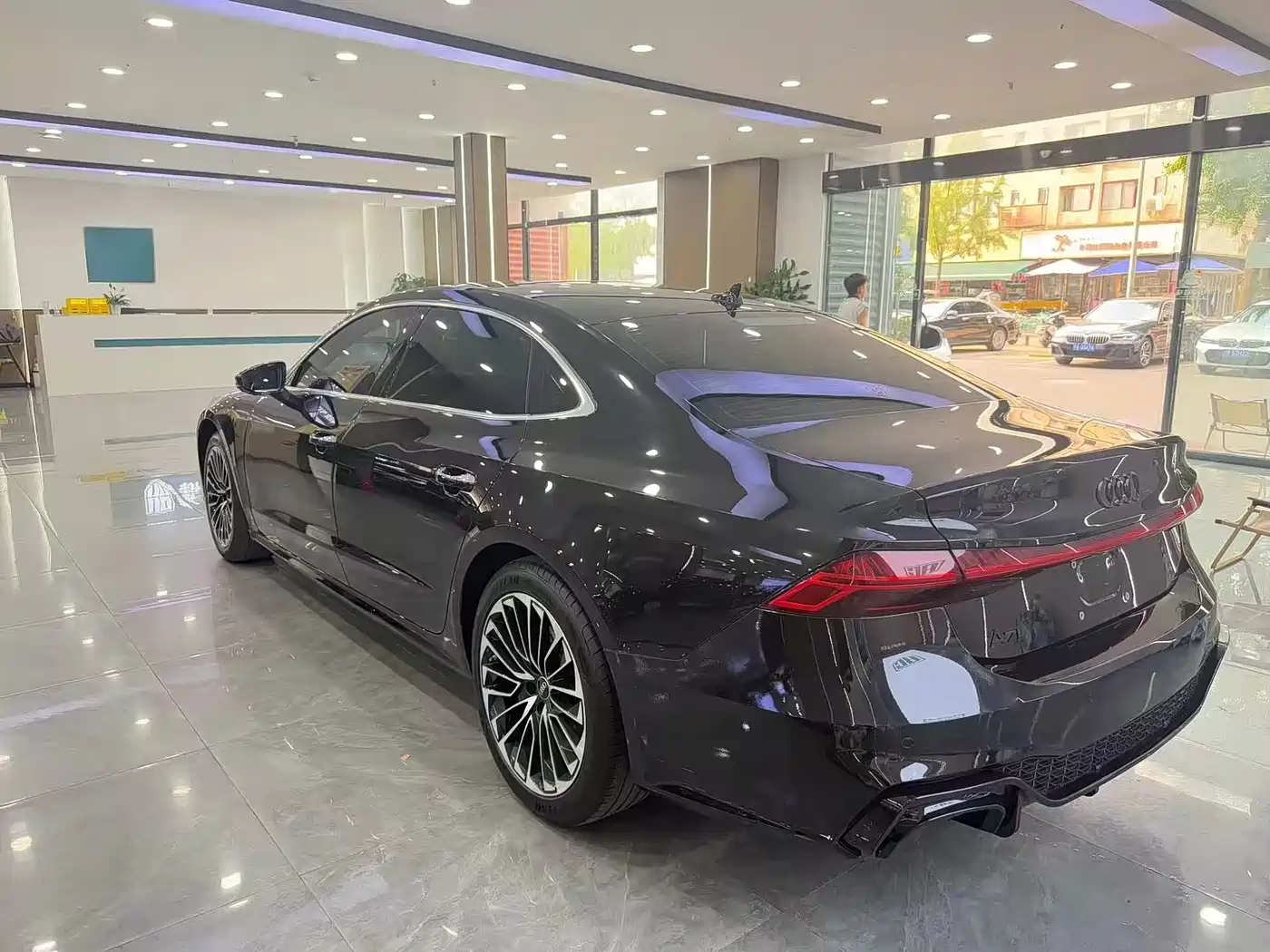Audi A7L 2024 2024 45 TFSI Luxury