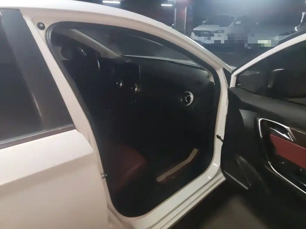 BAIC Senova D50 2020 2018 1.5L CVT Premium Smart Drive Edition