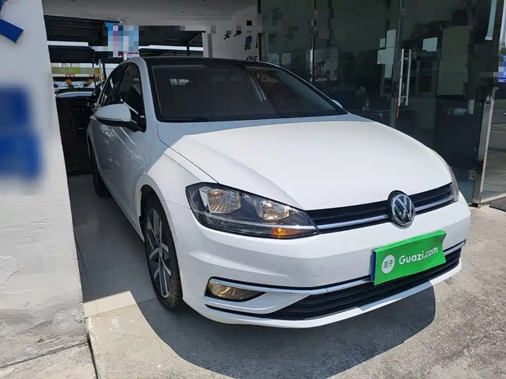 Фото 4 - Volkswagen Golf