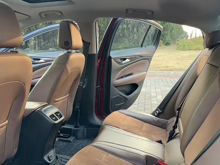 Buick Regal 2017 20T Elite Type фото 9