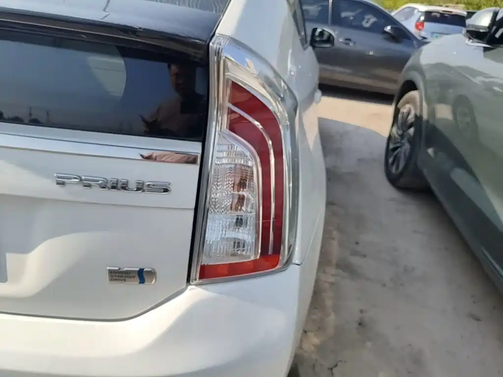 Toyota Prius 2014 2012 1.8L Standard Edition